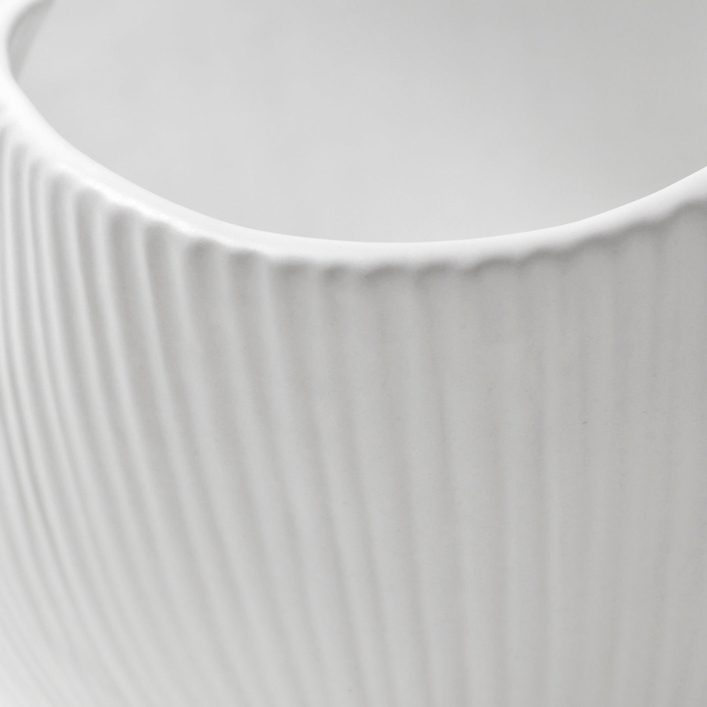 Ciotola grande in rilievo