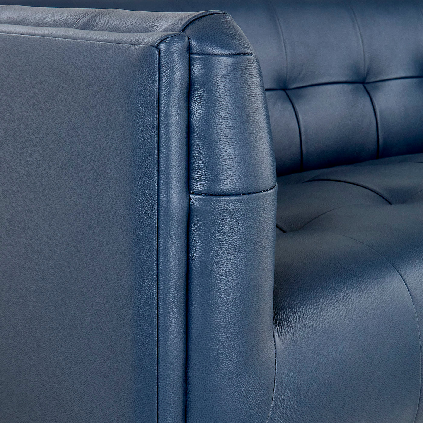 Divano Claridge 73 Apartment